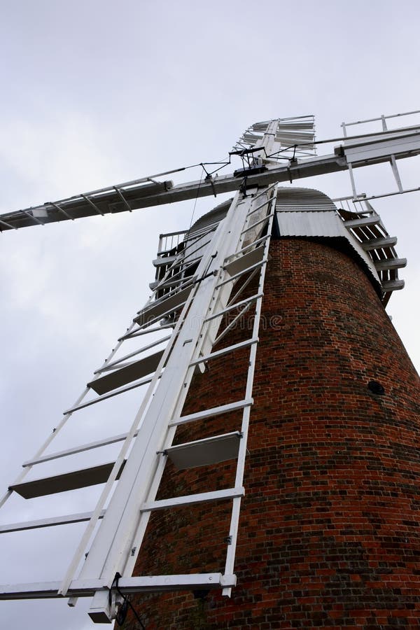 Windpump chevalin, Norfolk, Angleterre images stock Windpump chevalin, Norfolk, Angleterre images stock