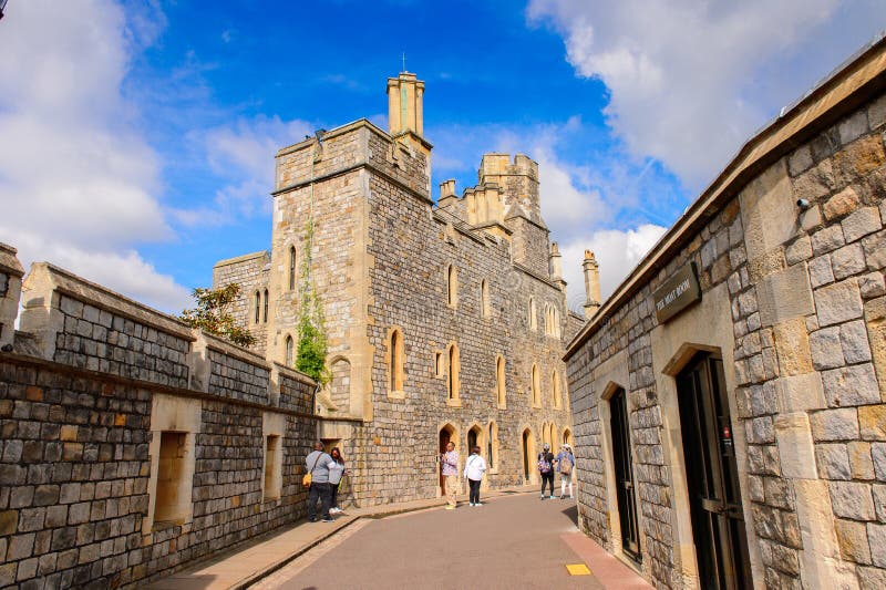 Windsor, Anglia, Zjednoczone Królestwo. WINDSOR ANGLIA, LIPIEC, - 21, 2016: Windsor kasztel, Berkshire, Anglia Oficjalna Rezydencja Jej majestat królowa