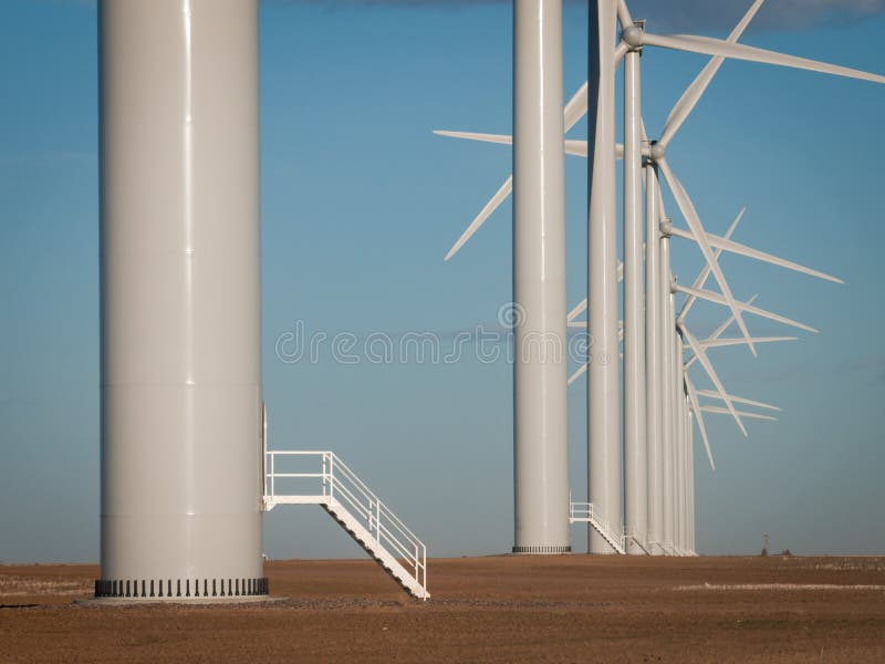 Windturbinebauernhof lizenzfreies stockbild Windturbinebauernhof lizenzfreies stockbild