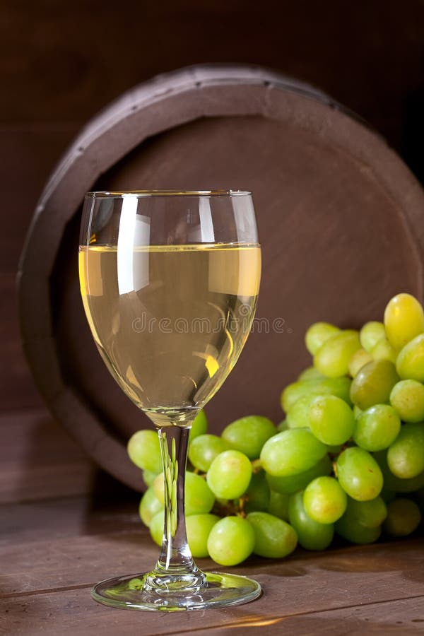 Wineglass of vine stock image. Image of goblet, bunch 24442359