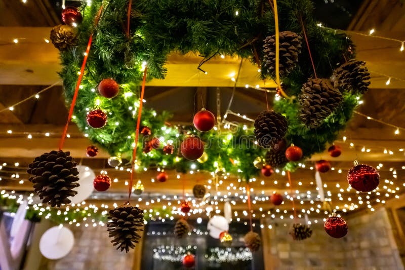18 Holiday Rooftop Displays You'll Want to Copy - HGTV Canada