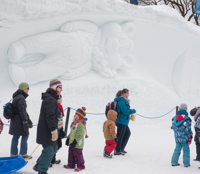 Winterlude in Gatineau, Quebec, Kanada 2014 - Skulptur lizenzfreie stockbilder Winterlude in Gatineau, Quebec, Kanada 2014 - Skulptur lizenzfreie stockbilder