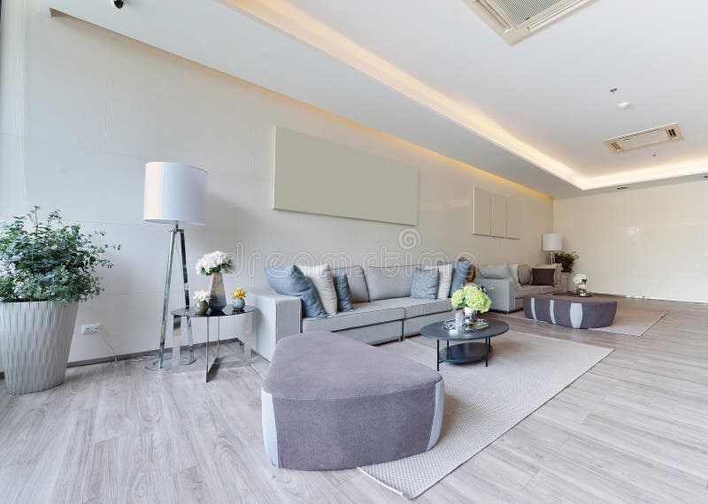 Wit luxe modern het leven binnenland en decoratie, binnenlandse des stock afbeeldingen Wit luxe modern het leven binnenland en decoratie, binnenlandse des stock afbeeldingen