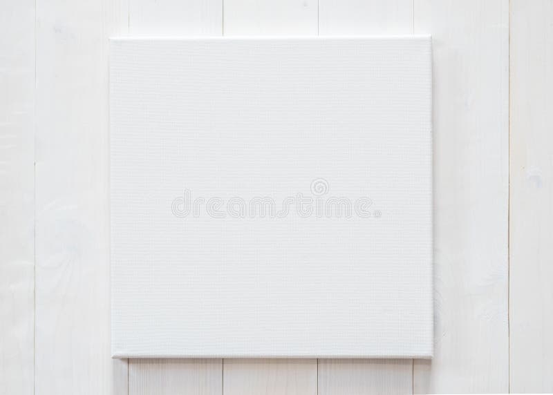 Onschuldig wapenkamer operator Witte Blanco Canvas Met Vierkante Afmetingen Op Witte Houten Wand Voor  Kunstschilderingen En Foto's Hangen Stock Afbeelding - Image of hangen,  spatie: 169668307