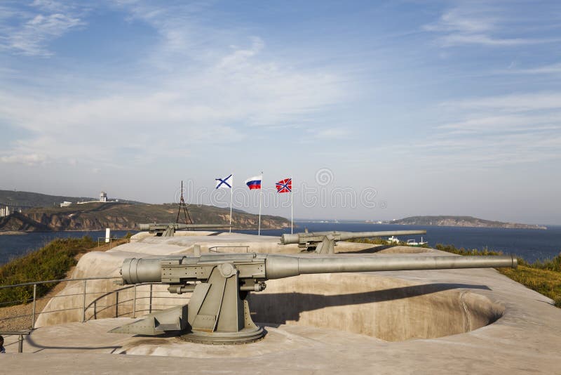 Wladiwostok, eine Küstenbatterie auf der Insel des Russen stockfotos Wladiwostok, eine Küstenbatterie auf der Insel des Russen stockfotos
