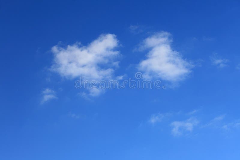 Wolk in blauwe hemel stock foto Wolk in blauwe hemel stock foto
