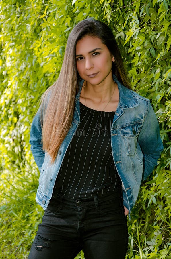 Woman autumn portrait. fashion girl outdoor. Autumn woman having fun at the park and smiling. stock images Woman autumn portrait. fashion girl outdoor. Autumn woman having fun at the park and smiling. stock images