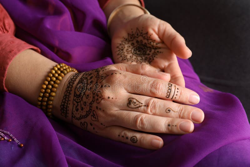 Woman with Beautiful Henna Tattoos on Hands. Traditional Mehndi Stock Image  - Image of arab, ceremony: 220687225