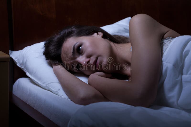 Woman can't sleep during night