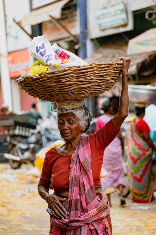Woman Carries Her Load On Her Head Editorial Photo Image Of Poor Head 116480891