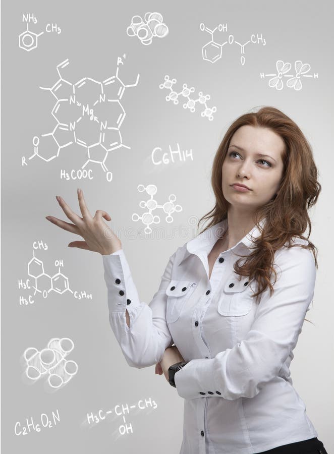 Woman chemist working with chemical formulas on grey background. stock photography Woman chemist working with chemical formulas on grey background. stock photography