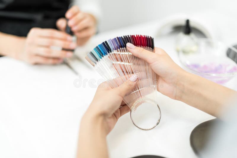 7. "The Ultimate Guide to Choosing the Perfect Nail Polish Color in 2024" - wide 7