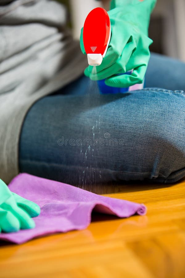 121 Woman Cleaning Floor Kneeling Home Stock Photos Free & Royalty