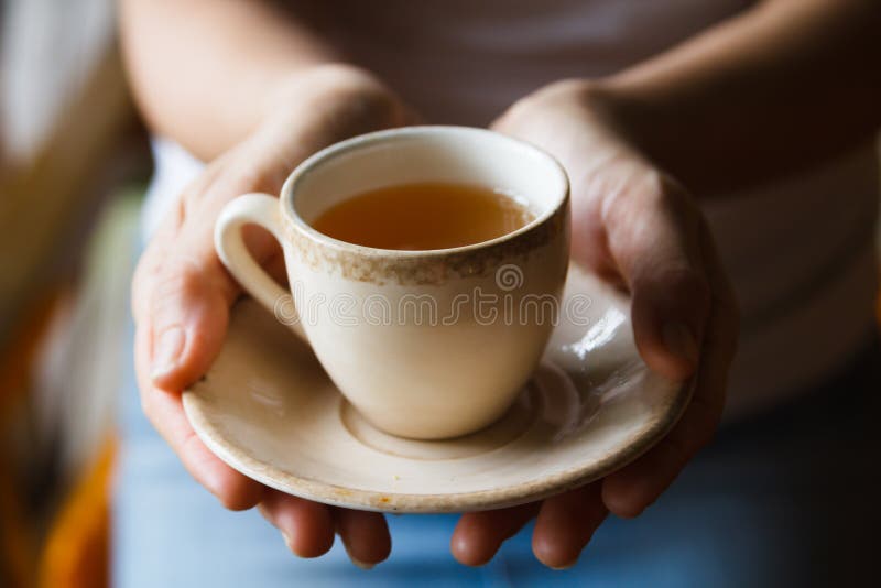 https://thumbs.dreamstime.com/b/woman-drinking-tea-pretty-asian-health-43728669.jpg