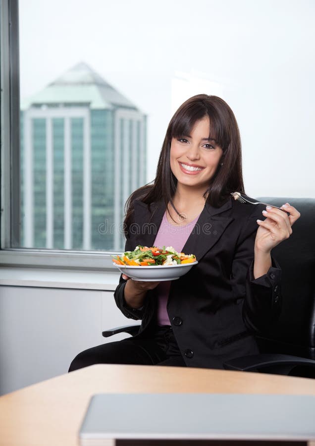 Woman Having Fresh Salad of Vegetables stock images Woman Having Fresh Salad of Vegetables stock images
