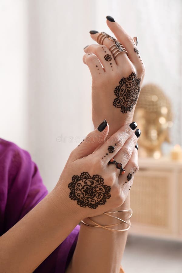 Simple Henna Tattoo Designs for Brides  Arabia Weddings