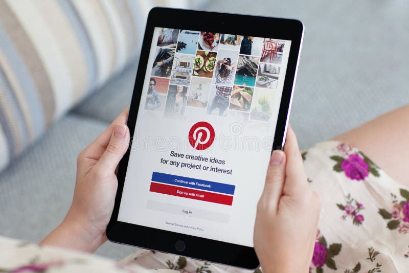 Pinterest app editorial photography. Image of sign, device - 138649722