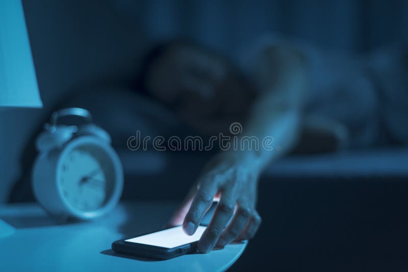 15,585 Phone Call Night Images, Stock Photos, 3D objects