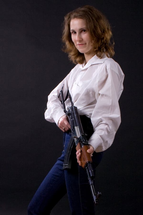 Woman with submachine gun