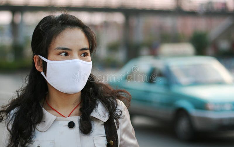 Woman wearing a face mask