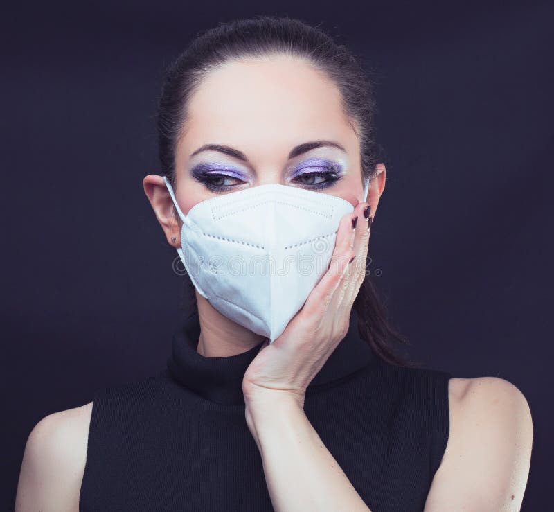 Woman wearing face mask stock photo. Image of epidemia 209266228
