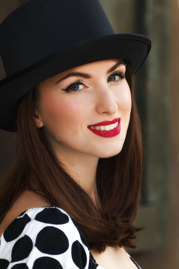 Woman wearing top hat stock image. Image of vintage, black 45004775