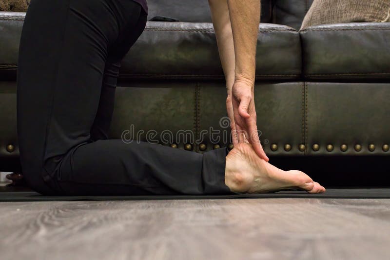 252 Feet Yoga Pants Stock Photos - Free & Royalty-Free Stock Photos from  Dreamstime