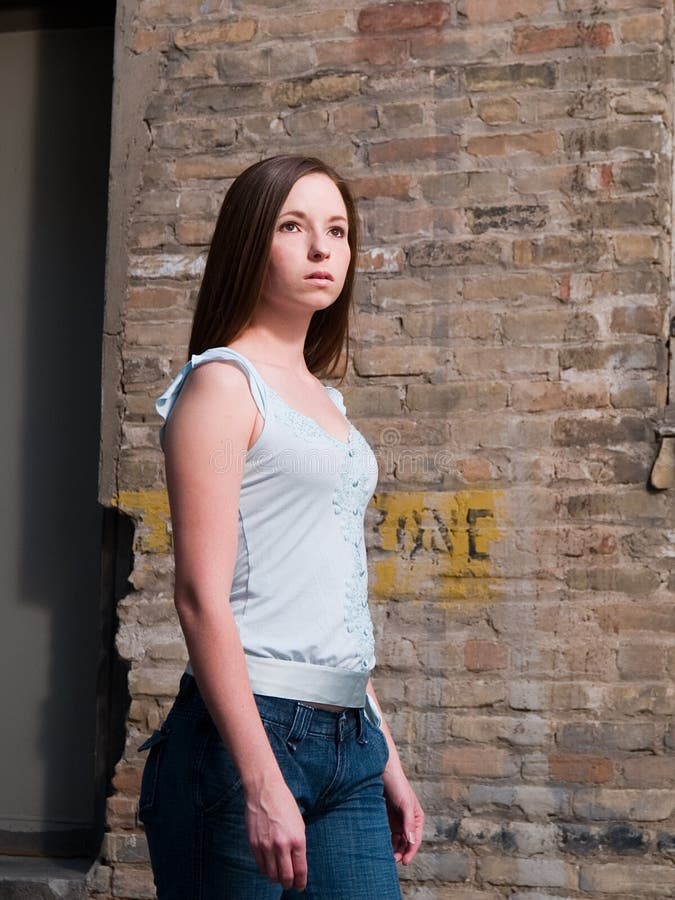 Women-fashion-casual-young_brunette_alleyway stock photo Women-fashion-casual-young_brunette_alleyway stock photo
