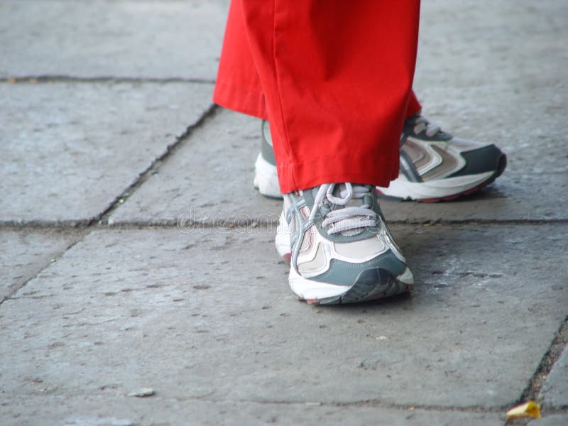shoes for running on pavement