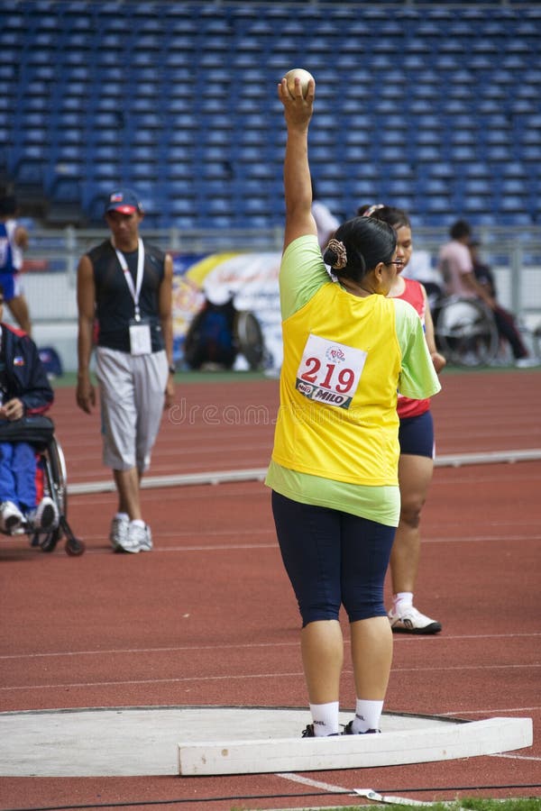 Women s Shot Putt for Disabled Persons