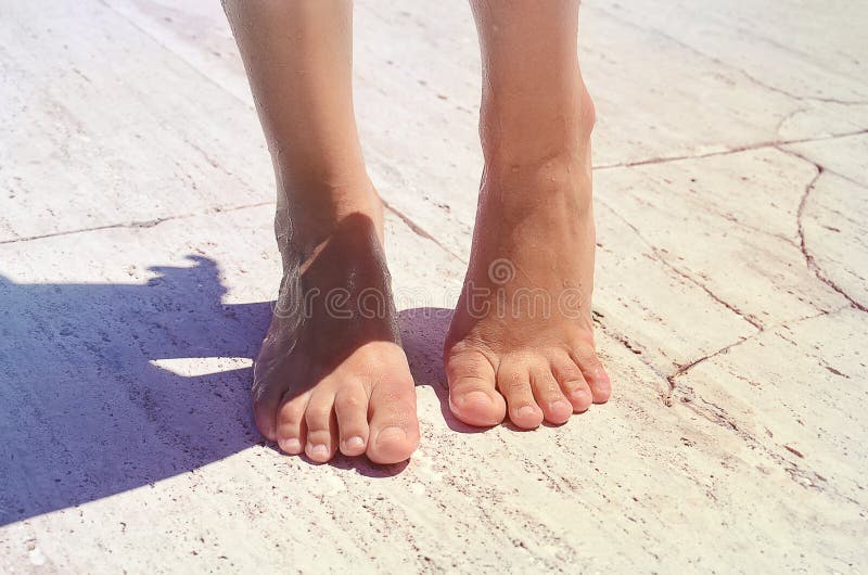 Free photo sexy foot and leg