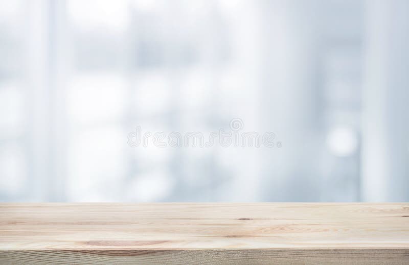 Wood tabellöverkant på kontorsbyggnad för form för vitabstrakt begreppbakgrund royaltyfri fotografi Wood tabellöverkant på kontorsbyggnad för form för vitabstrakt begreppbakgrund royaltyfri fotografi