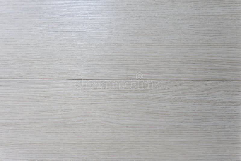 Ván gỗ sồi trắng xám nhạt là một lựa chọn tuyệt vời cho không gian nội thất thanh lịch và tinh tế. Hãy lắng nghe tiếng động khi chân bạn đi qua và cảm nhận sự mềm mại mà ván gỗ mang lại.