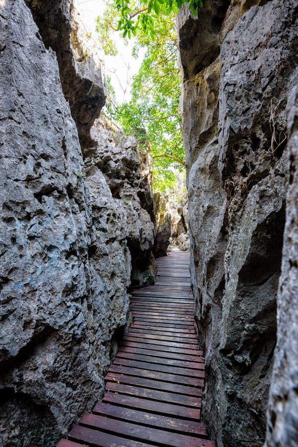 The Narrow and Steep Steps Down the Cliff Stock Photo - Image of steps,  rocks: 135575192