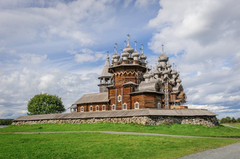 Wooden church at Kizhi under reconstruction