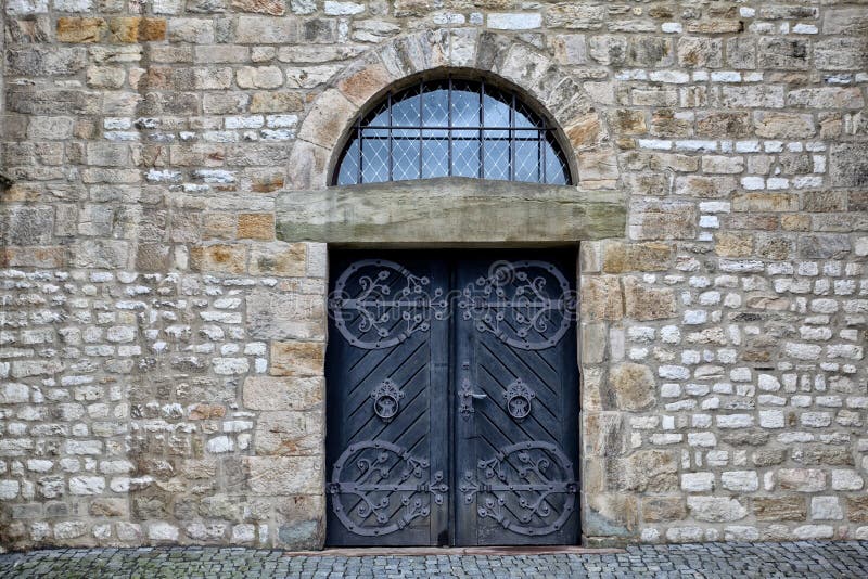 Wooden door royalty free stock photos