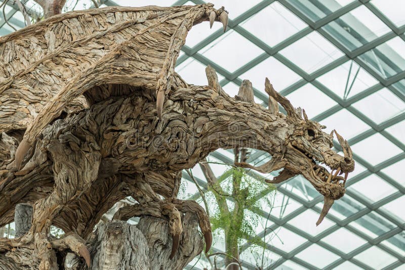 Wooden Dragon Sculpture in Gardens by the Bay, Singapore Stock Photo - Image of city, house: 100482118