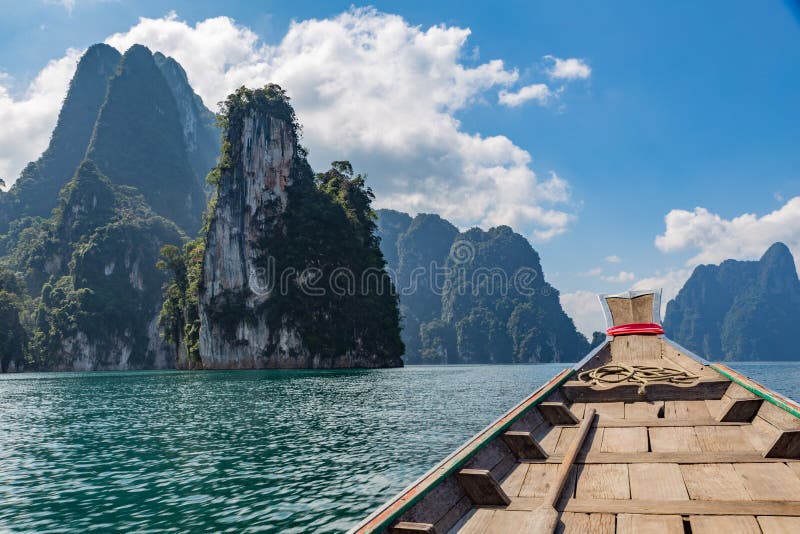 Boat on thailand lake kao sook royalty free stock images Boat on thailand lake kao sook royalty free stock images