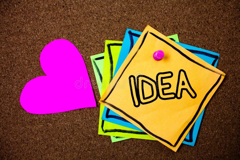 Word het schrijven tekstidee Bedrijfsconcept voor de Creatieve Innovatieve het Denken Verbeeldingsontwerp pap van de Ideeënberich stock afbeeldingen Word het schrijven tekstidee Bedrijfsconcept voor de Creatieve Innovatieve het Denken Verbeeldingsontwerp pap van de Ideeënberich stock afbeeldingen