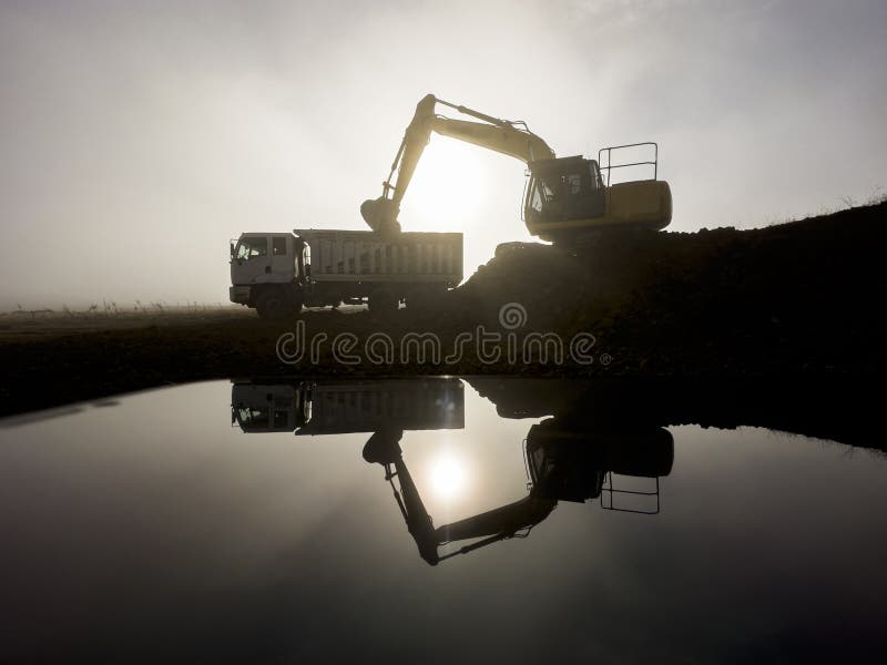 Work of Heavy Construction Machinery and Crawler Buckets and the