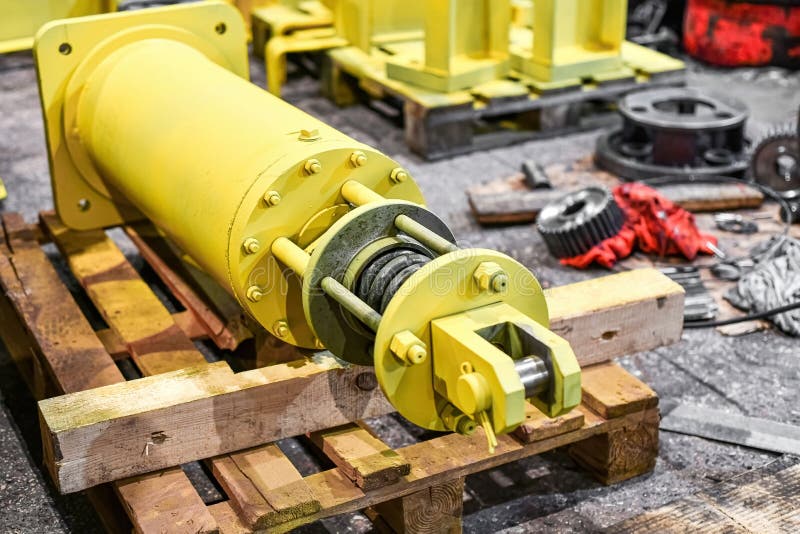 In the the Hydraulic Piston Rod is Stored in the Billet