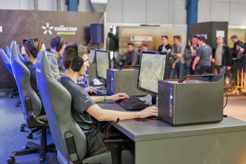 Game Zone at CEE 2015, the Largest Electronics Trade Show in Ukraine