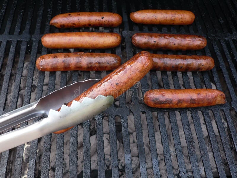 Worst op grill 5 stock afbeelding. Image of koken, voedsel 2738055