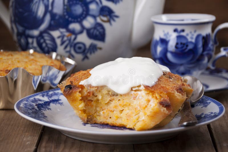 Wortelcake royalty-vrije stock afbeeldingen