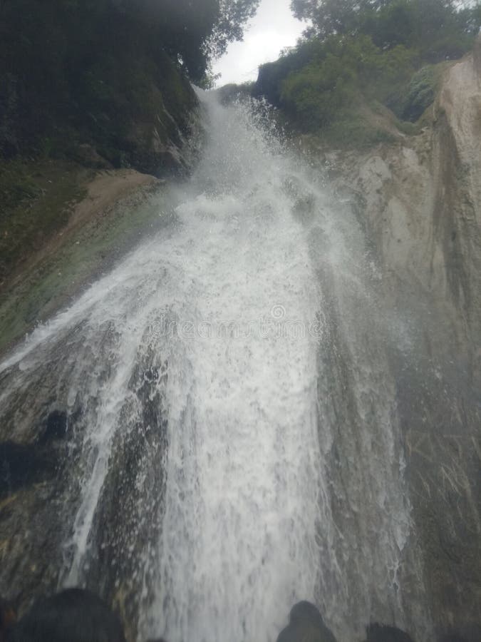 Wow stupéfiant la cascade photo libre de droits Wow stupéfiant la cascade photo libre de droits