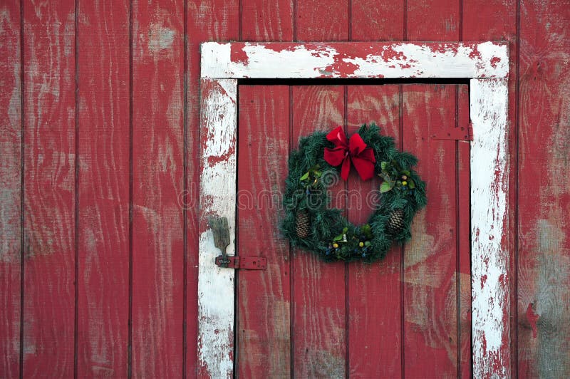 Wreath on barn stock photo. Image of weathered, christmas 31439396