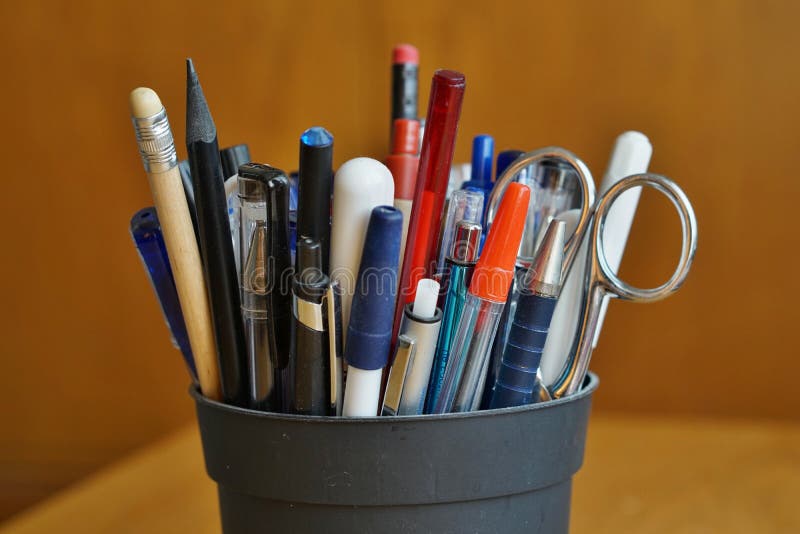 writing utensils market