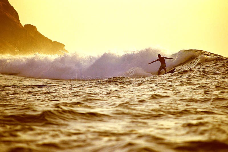 Wschód słońca surf