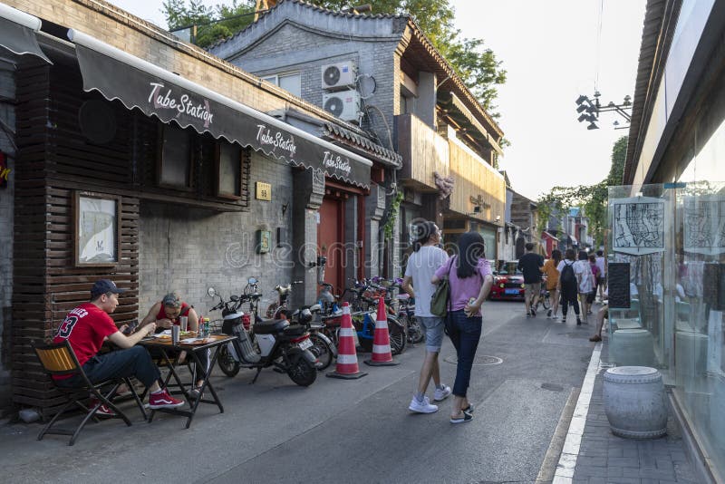 Wudaoying Hutong в Пекин, Китае, одно из коммерчески hutongs в Пекин стоковое изображение rf Wudaoying Hutong в Пекин, Китае, одно из коммерчески hutongs в Пекин стоковое изображение rf