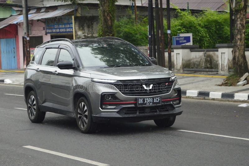Wuling almaz rs pro 15 2021 stockbilder